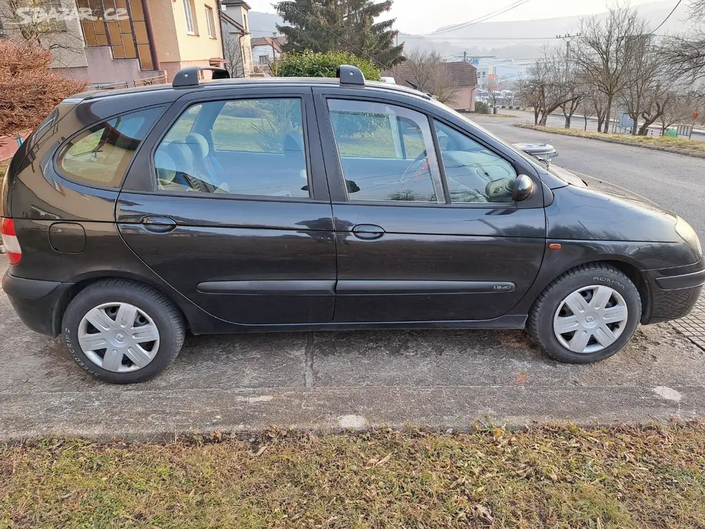 Renault Scenic 1,9 dCi, Digitální klima - fotka 2