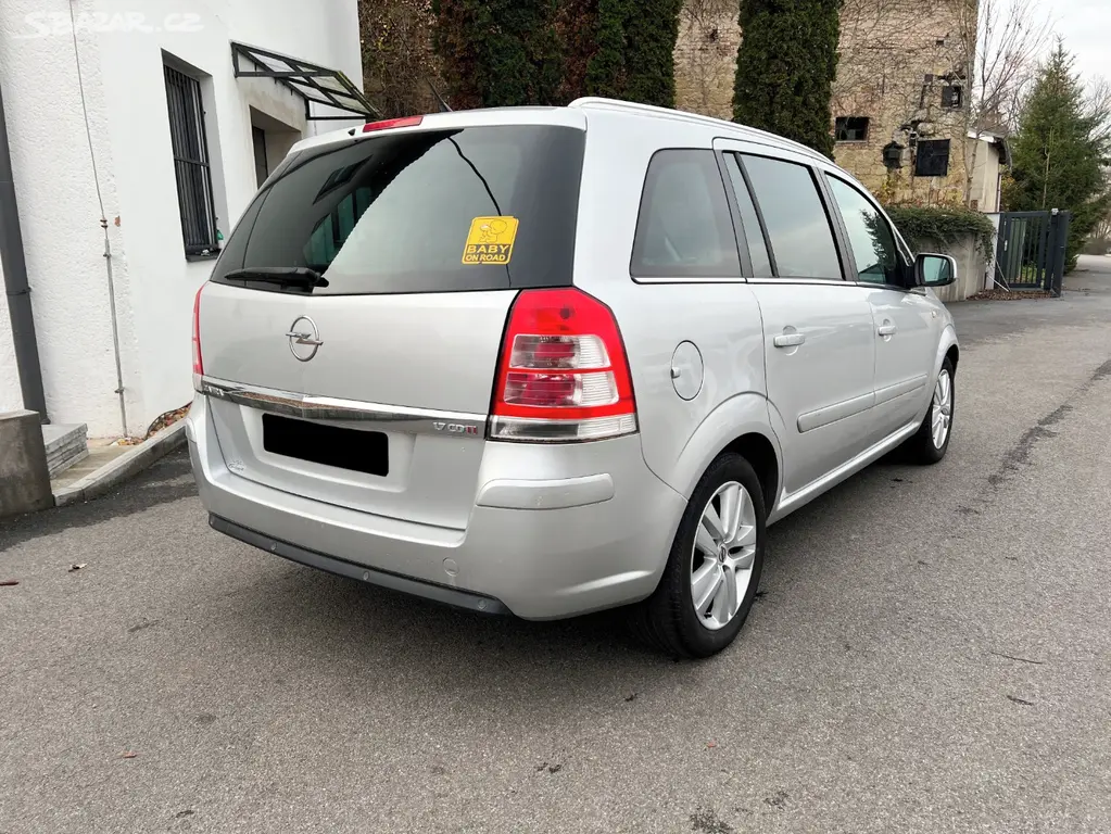 Opel Zafira 1.7 CDTi 92kW - fotka 4