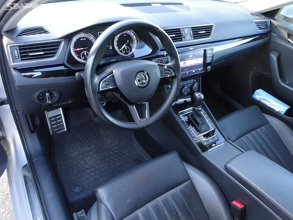 Škoda Superb 2.0 TDI L&K Combi 4x4 r.v.2017 2.Maj. - fotka 5