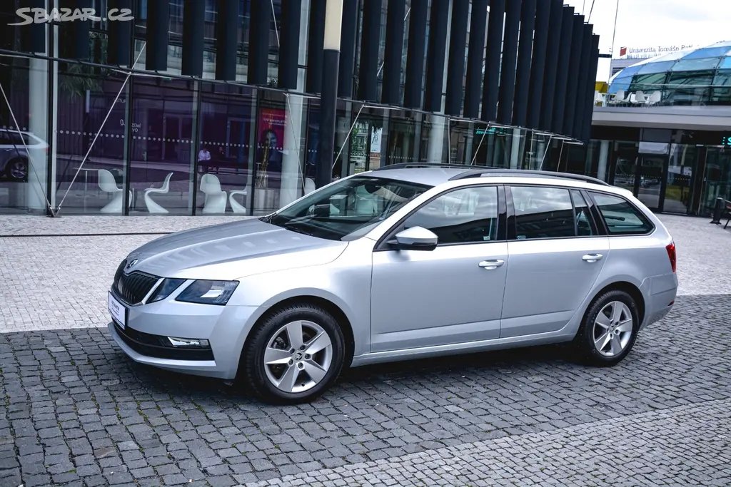 Škoda Octavia Combi 1.5 Tsi/G-TEC Dsg Amb 1 MAJ ČR - fotka 4