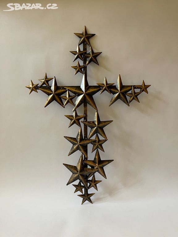 Hvězdy - kovový nástěnný kříž