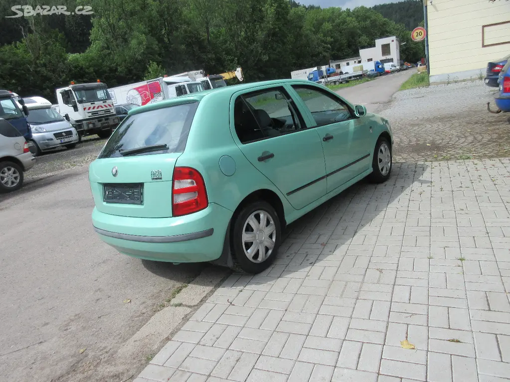 ŠKODA FABIA 1,4 MPI 50 KW - fotka 4
