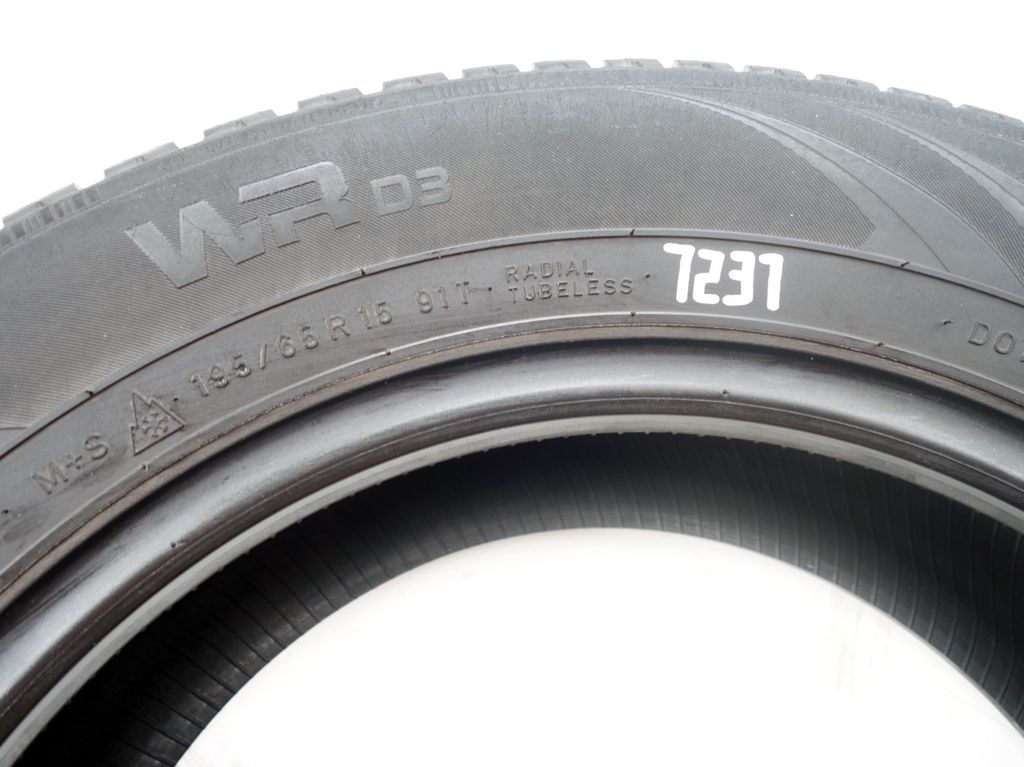 Zimní pneu 195/65/15 Nokian 2ks P7237
