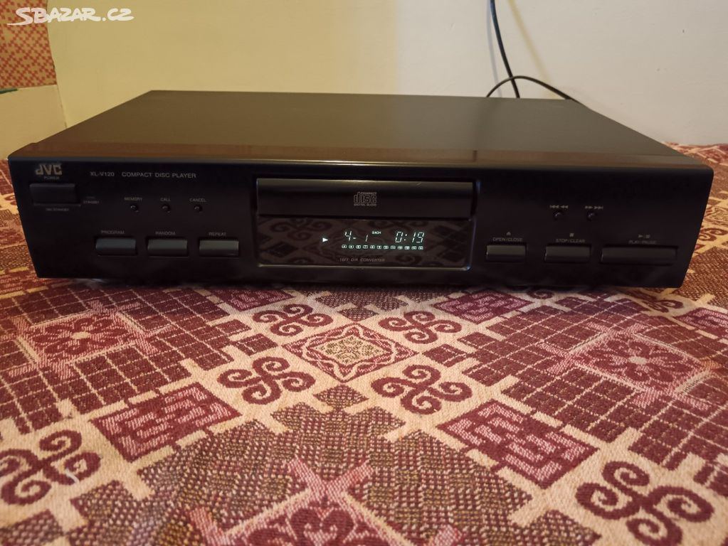 CD player JVC XL-V120BK