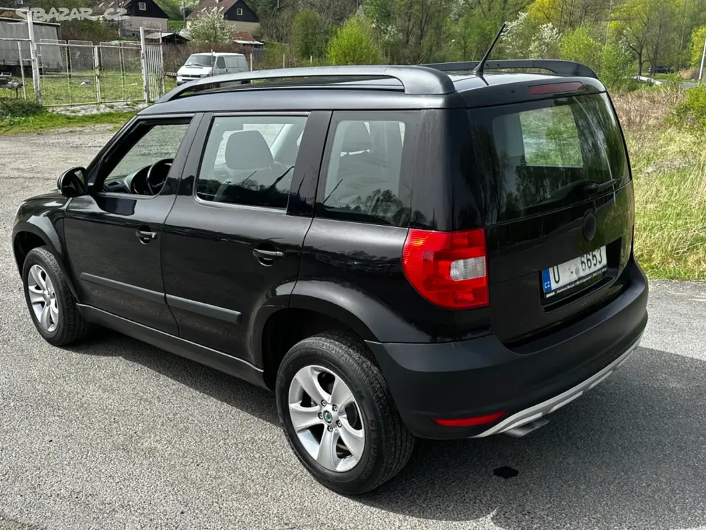 Škoda Yeti 1.2TSI, r.2010, serviska, klima, stk - fotka 3