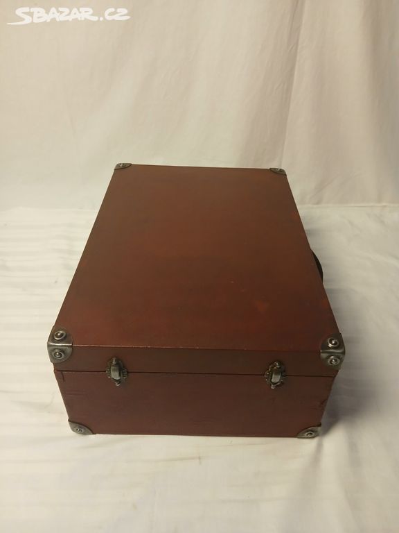 Starožitný kufříkový gramofon na kliku