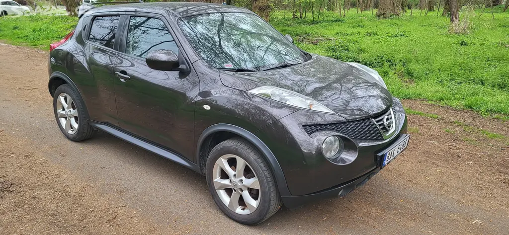 Nissan Juke 1.6 i 86 kW rv 2012 TOP STAV