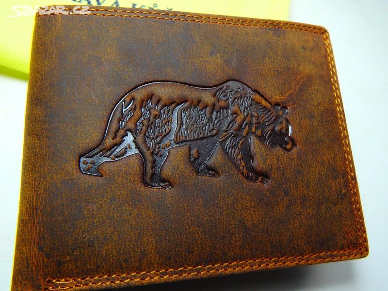 Nová kožená peněženka s medvědem