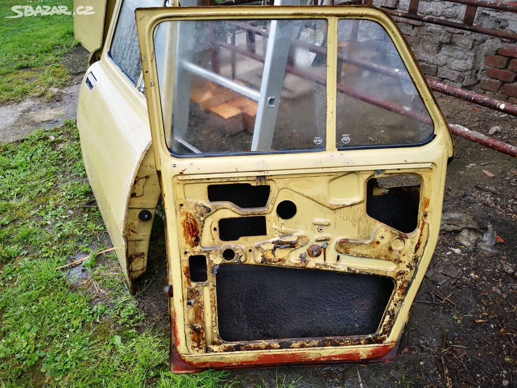 Dveře a kapota na Škoda 100