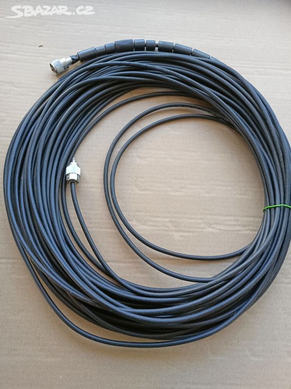 kabel koaxialní RG59  15m s konektory PL
