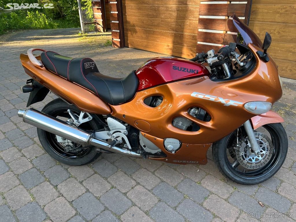 Suzuki GSX 750 F