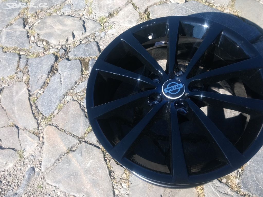 prodám NOVÁ al kola 17 18 5x114,3 na NISSAN