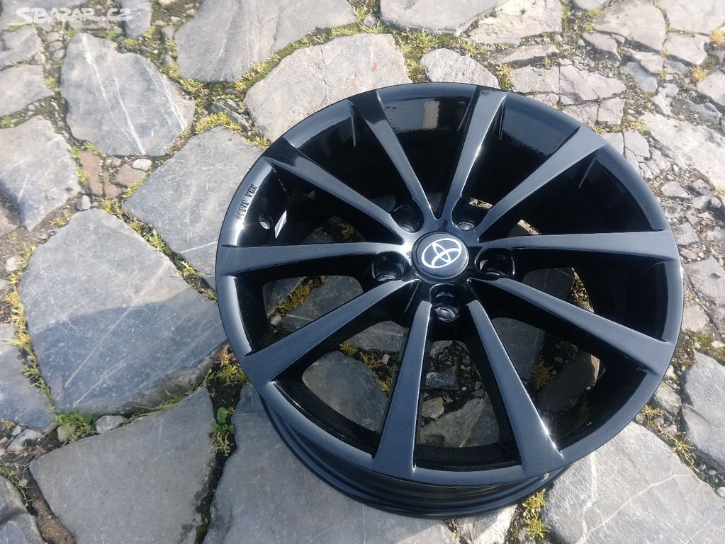 prodám nová al kola 17 18 5x114,3 na TOYOTA