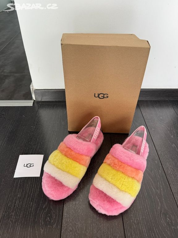 Nové dámské pantofle UGG Fluff Yeah Slide `Pink