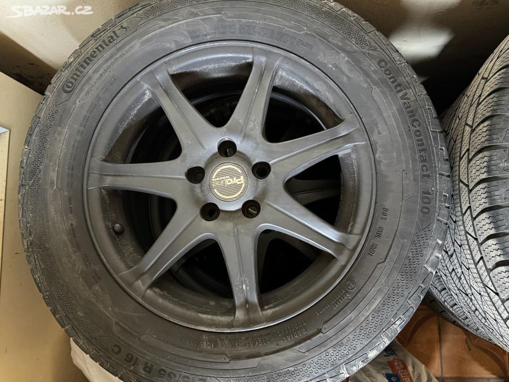 Litá kola a letní Continental 215/65 R 16 C (4 ks)