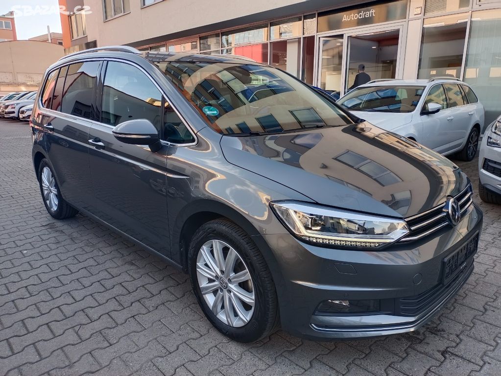 VW Touran Highline 2.0TDI 140kW DSG FULL LED Tažné