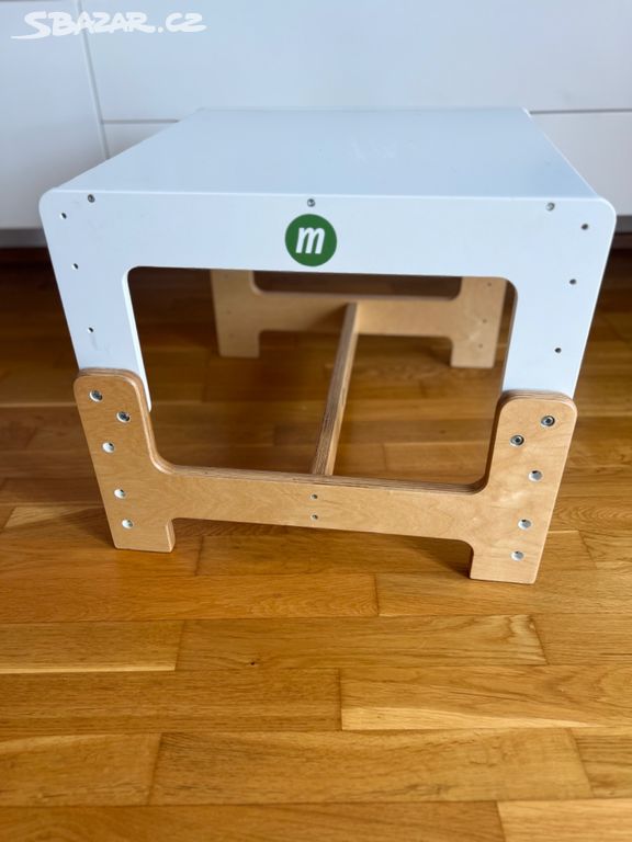 Designový rostoucí stoleček Mimimo