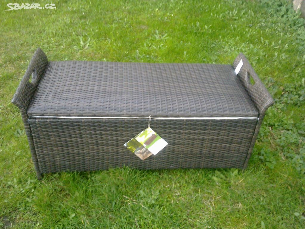 Box na polstry/sedací lavice-ratan/hliník - nové