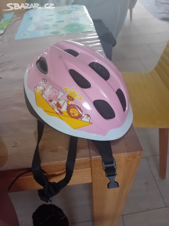 Cyklistická dětská helma