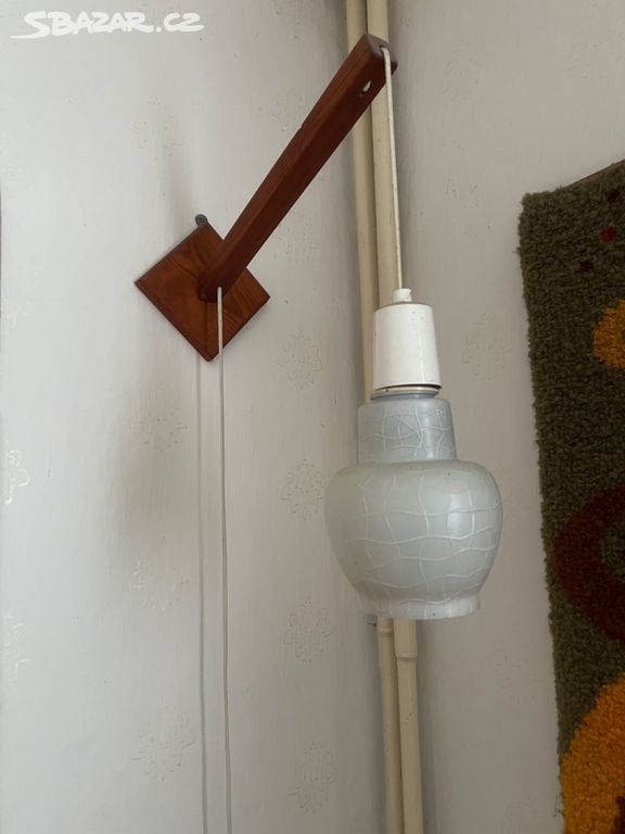 Retro visací lampička na zeď