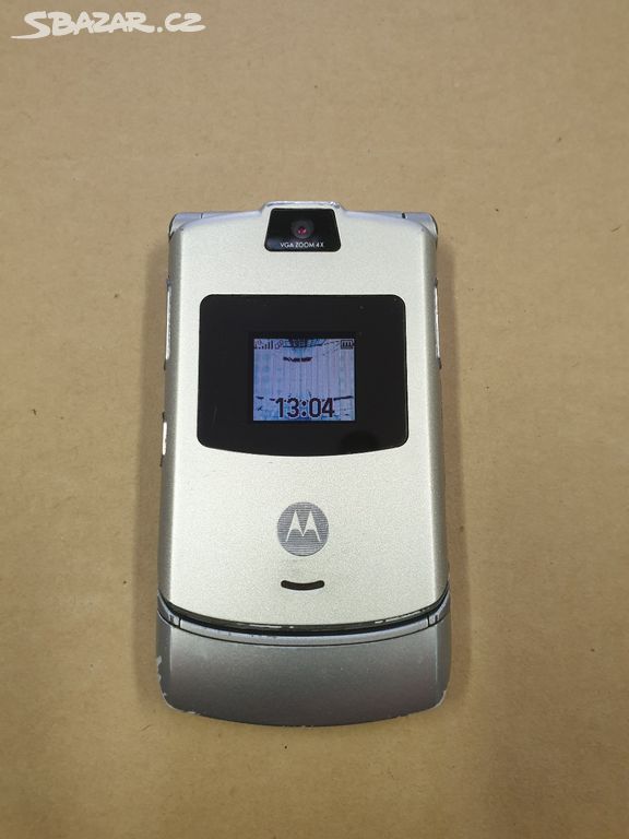 Motorola RAZR V3 Silver