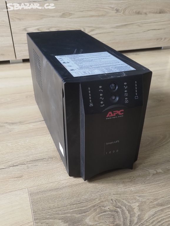 APC Smart-UPS 1000VA 230V