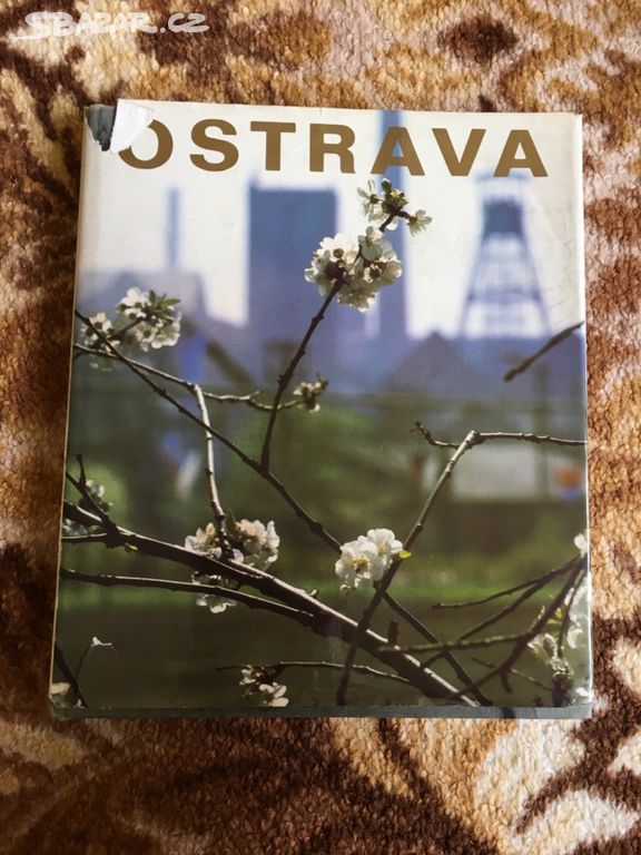 Kniha s fotografiemi OSTRAVA 1978