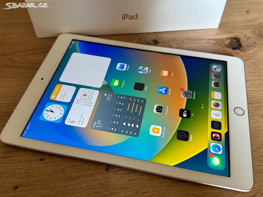 Apple iPad 6 32GB, příslušenství, 3200Kč
