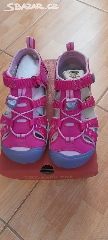 Nové dětské letní sandály Keen CNX vel.34