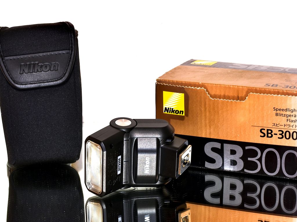 Nikon blesk SB-300 NEPOUŽITÝ