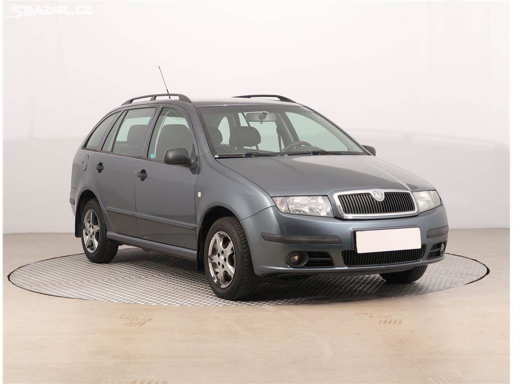 Škoda Fabia, 1.2 12V, ČR,2.maj, Serv.kniha