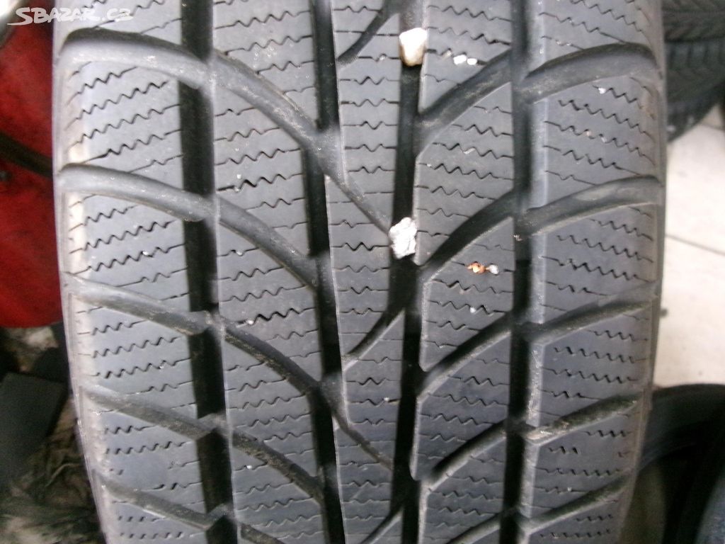 Zimní pneu HANKOOK 185 65 15 č.14617