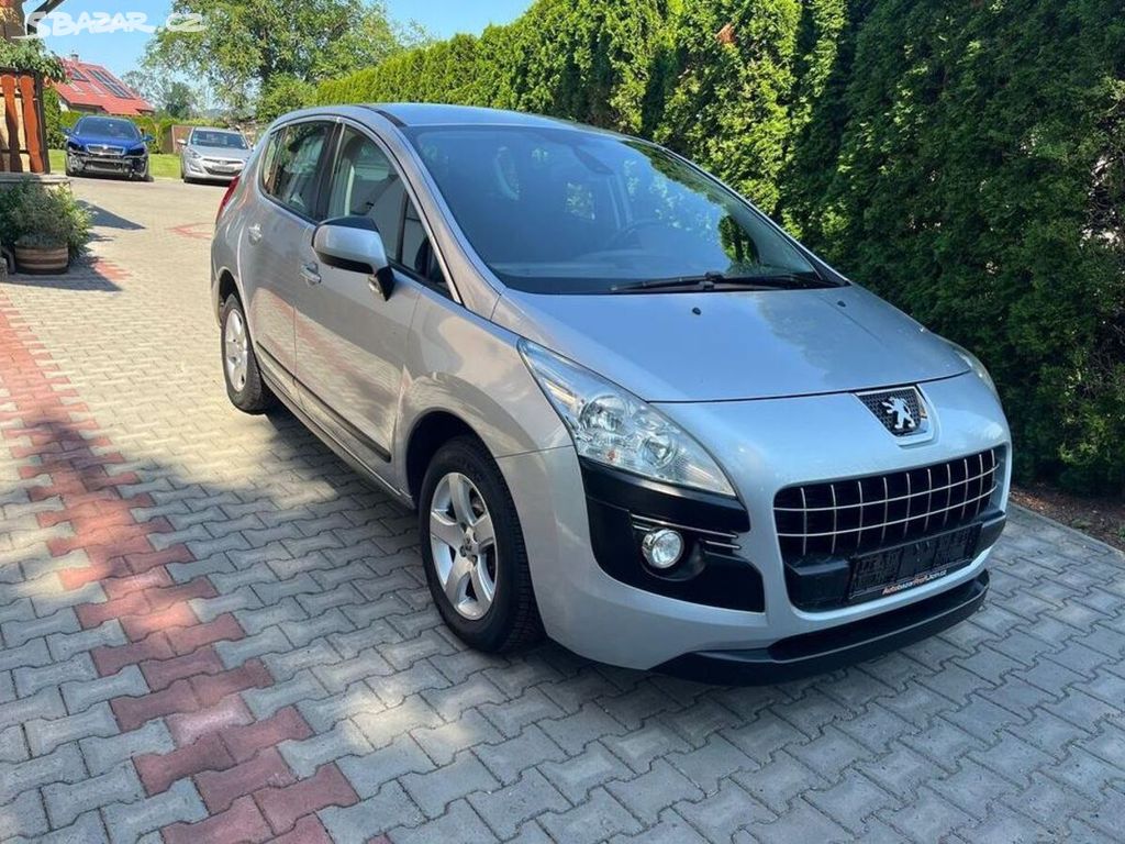 Peugeot 3008 1,6 HDi jízdní režimy klima nafta