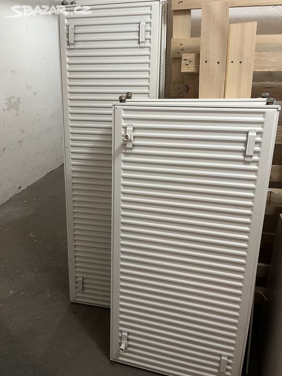 Deskový radiátor 600x1200