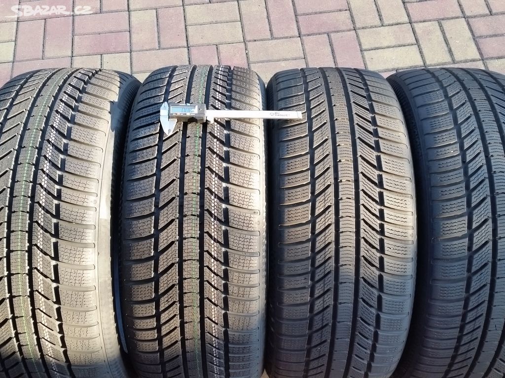 235/40 R19 zimní pneu CONTINENTAL 2xnové 2x7mm