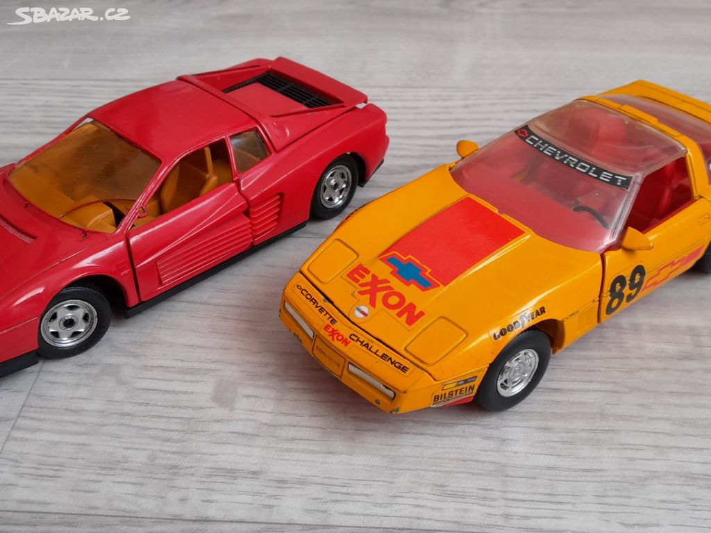 modely Revell Chevrolet Corvette ZR-1 a Ferrrari