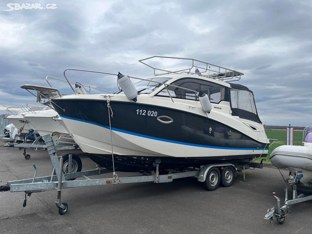 Loď Quicksilver Activ 705 Cruiser