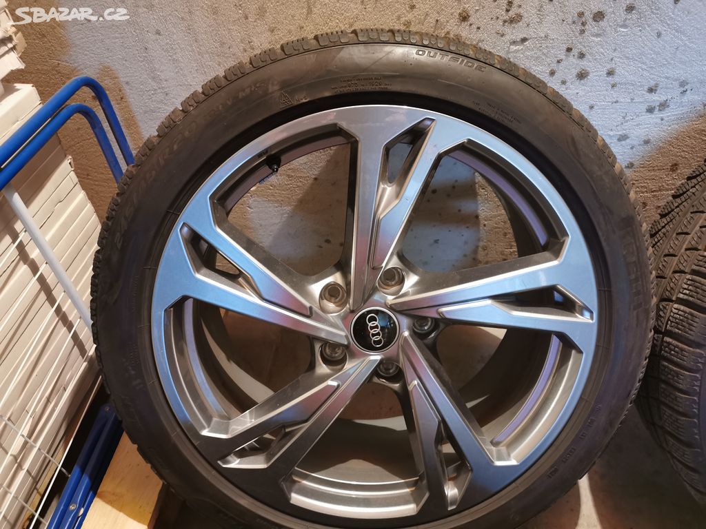 Audi e-tron GT- orig 20" alu disky so zimnými pneu