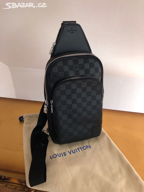 Louis Vuitton Avenue Slingbag celokůže