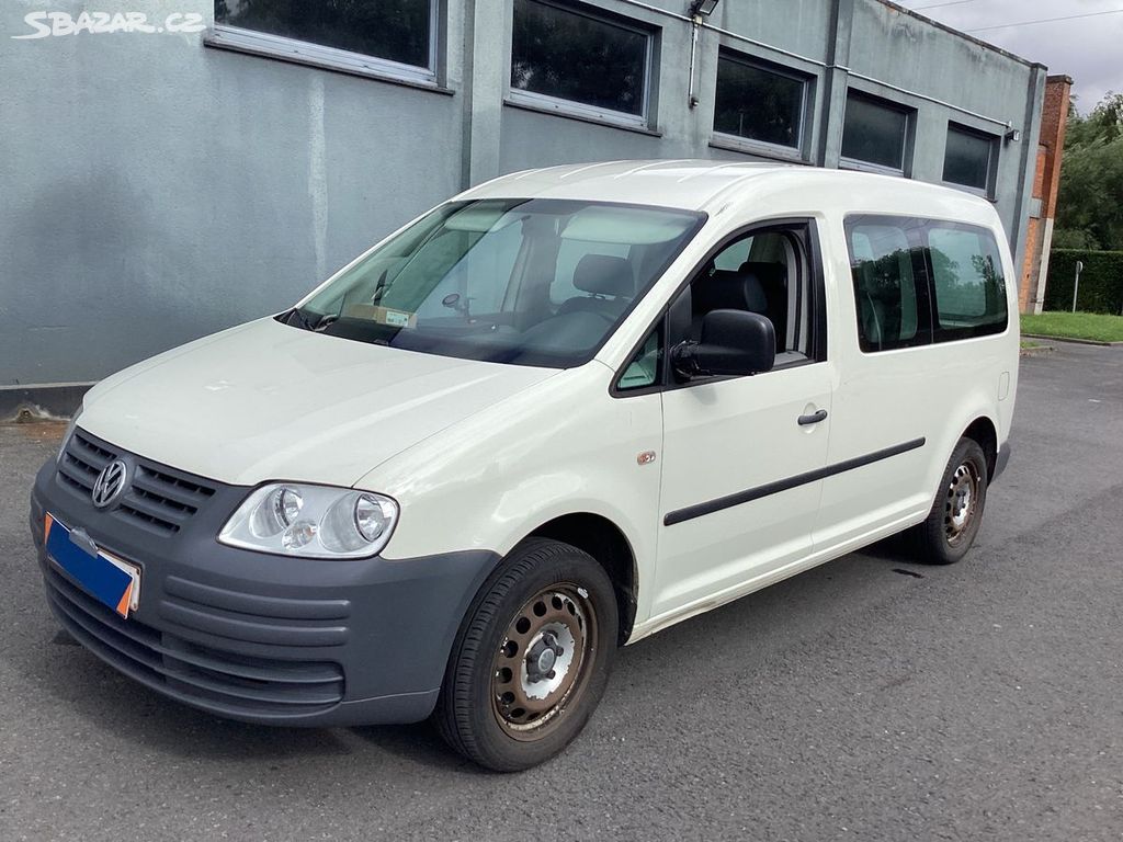 VW Caddy 2.0 TDI 103kW,Maxi,1.Maj.Tažné,Serviska.