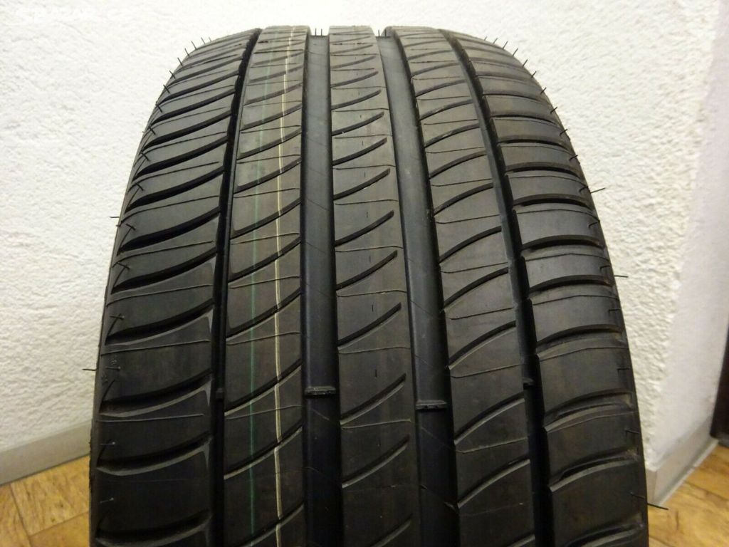 215 50 18 letni nové 215 50 r18 nové Michelin