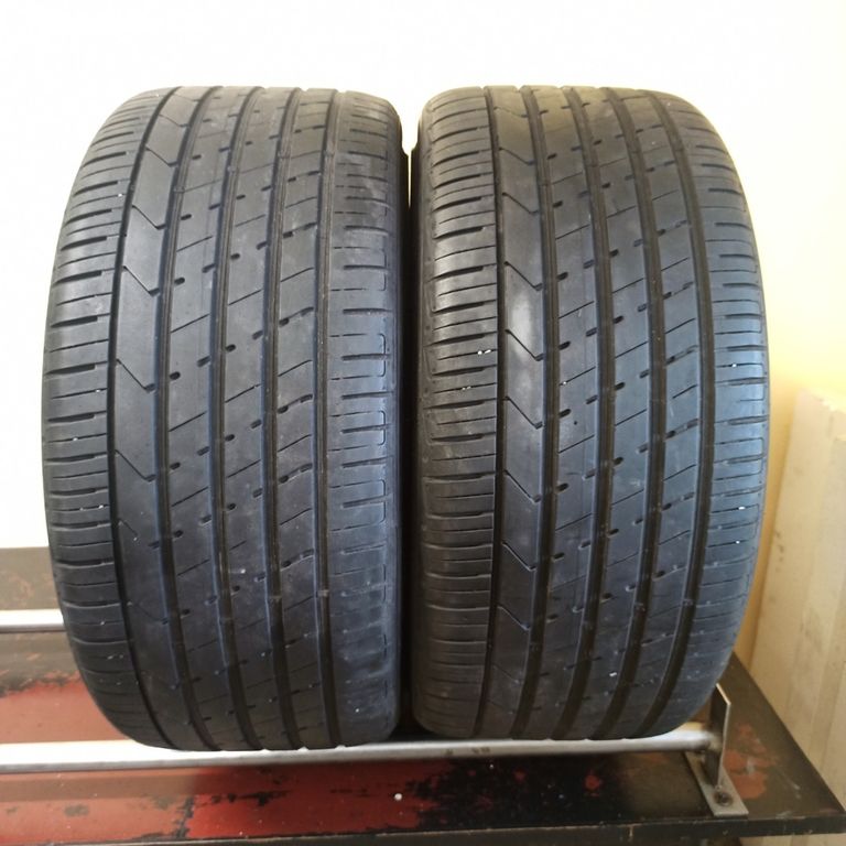 Hankook 285/35 R22 106Y 1x4-5mm; 1x3-4mm