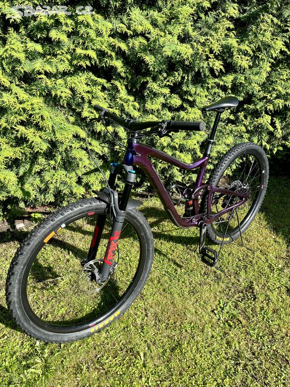 Horské celoodpružené kolo Giant Trance Advanced 29