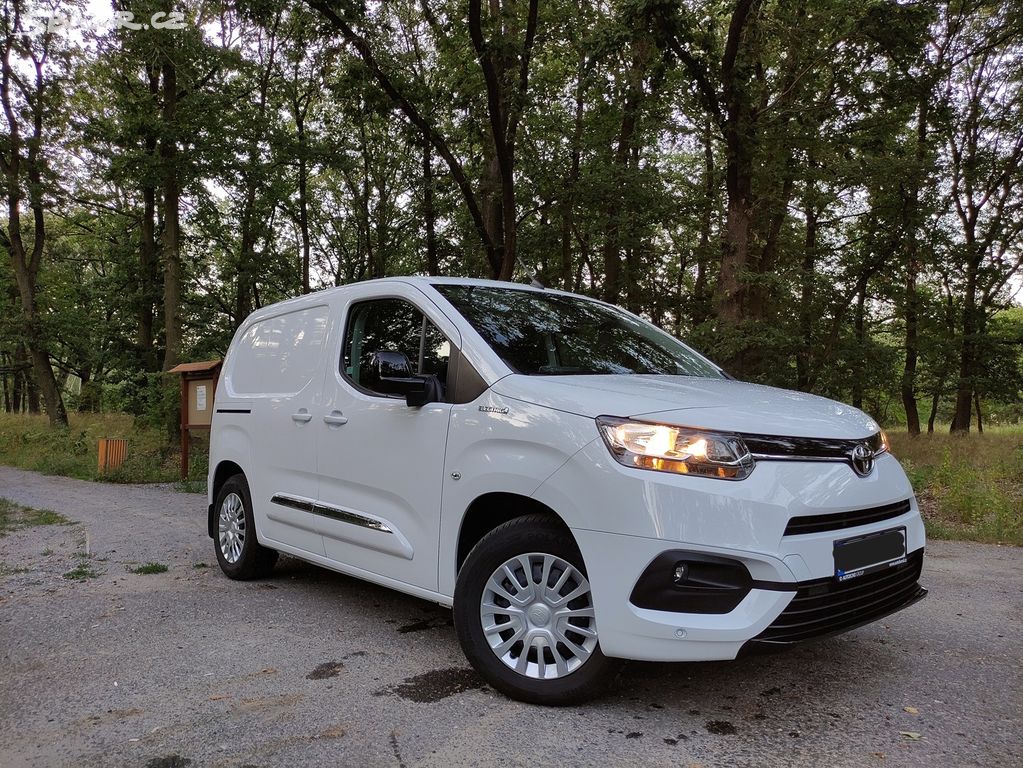 Toyota Proace CITY EV, L1H1, tovární záruka 5let