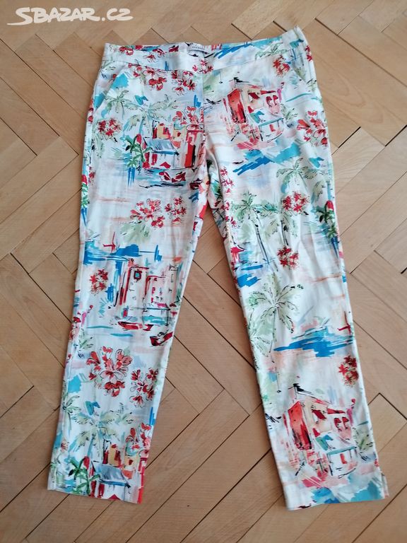 Dámské 3/4 kalhoty s tropickými motivy zn. Orsay