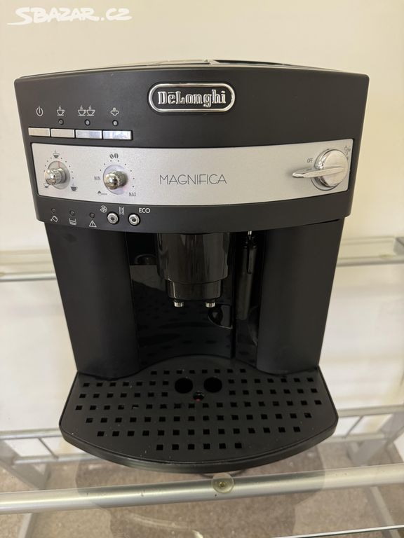 Prodám kávovar DeLonghi ESAM3000.B