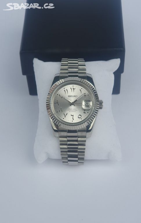 Seiko Mod Datejust arabic silver sunburst dial