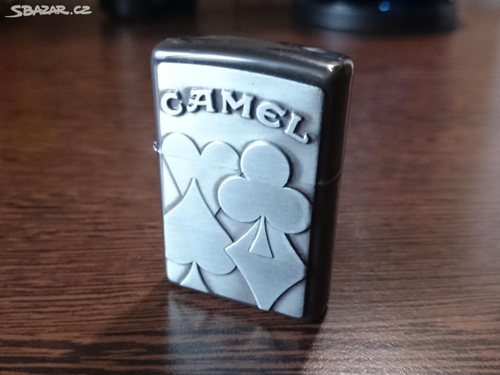 Nový ZIPPO zapalovač.