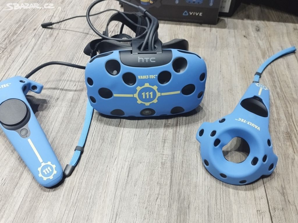 HTC VIVE PCVR Headset + Softshell Fallout 4 VR