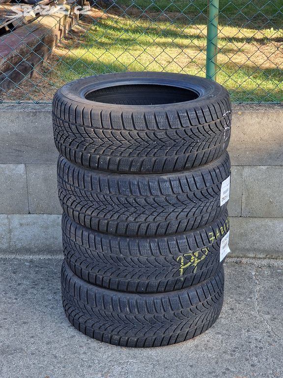 225/55/17 Zimní pneu Dunlop SP Winter Sport 4D